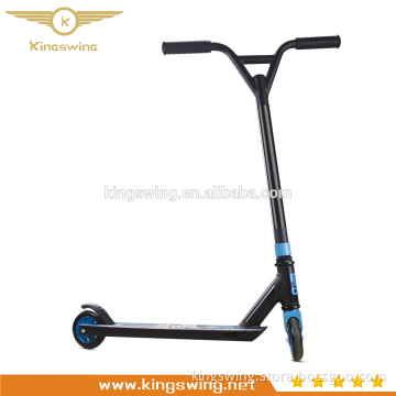 2016 Wholesale Halloween Gift Kids kick skateboard with Handrail two wheel Standing mini skateboard